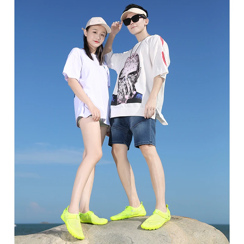 Barefoot Beach Aqua Shoes Air Mesh Cloth Seaside Surfing Swimming Outdoor Upstream Sneakers Magic Tape Five Fingers Footwear
