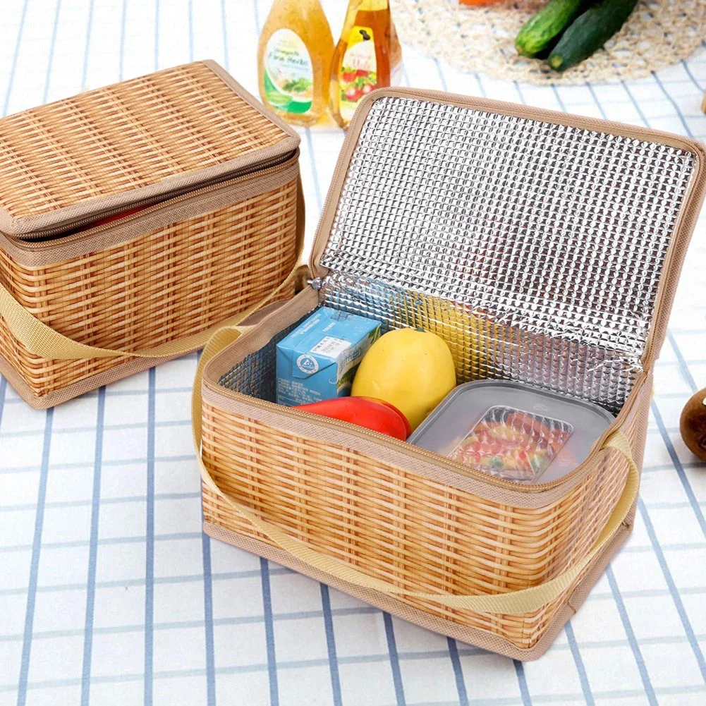 Durable Waterproof Wicker Rattan Picnic Basket with Insulated Layer for Food Storage Perfect for Outdoor and Indoor Activities