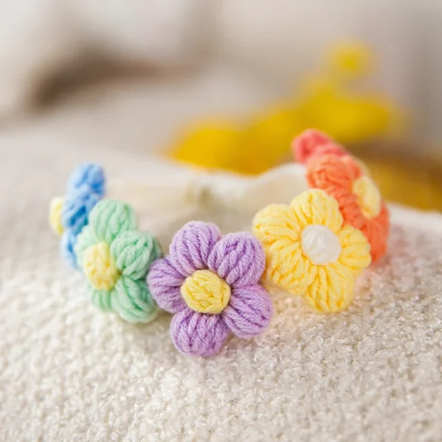 Cute Ins Style Cat Dog Knitted Collar Crochet Flowers Collar Pet Drool Scarf Bib Pet Necklace Accessories Pure Hand Knitting 5