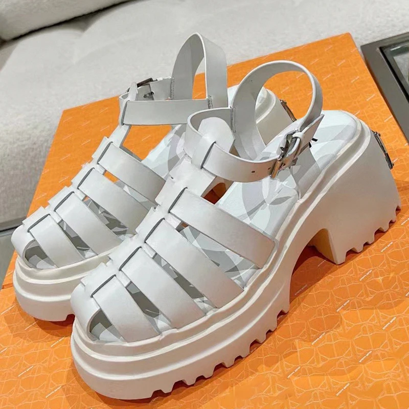 

2023 Women Sandal Summer New Genuine Leather Upper Design Solid Color Toe Wrapping Increase Shoes Concise Versatile Female Shoes