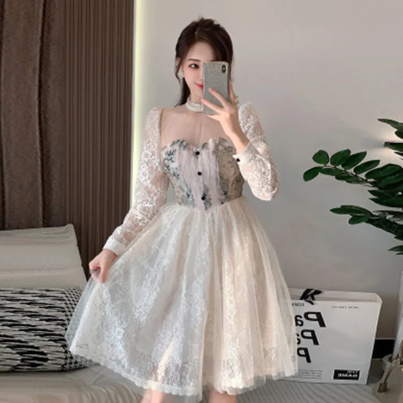 

2023 New Fashion Runway Vintage Mesh Embroidery Dress Women's French Retro Court Style Mesh Stitching Lace Dress Vestidos