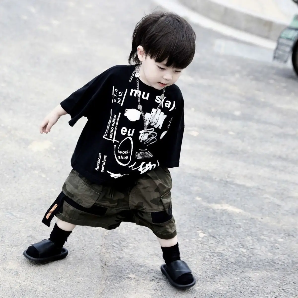

Children's Clothing Handsome Boys' Sets Summer Street Korea Fashion Print Graffiti Letter Loose T-shirt Short Cargo Pants Suits