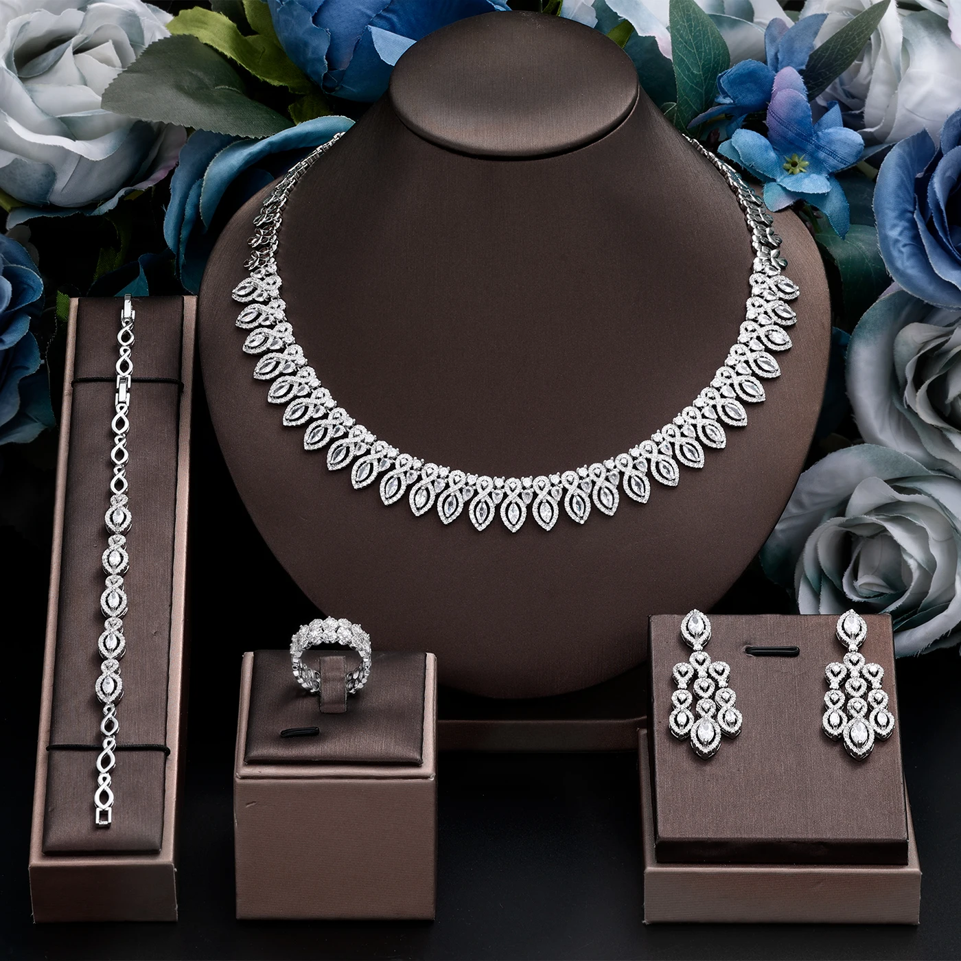 

Dubai Popular Hot Sale Zirconia 4 Piece Luxury Bridal Jewellery Set CZ Fashion Women's Wedding Sets Necklace and Earrings Sets