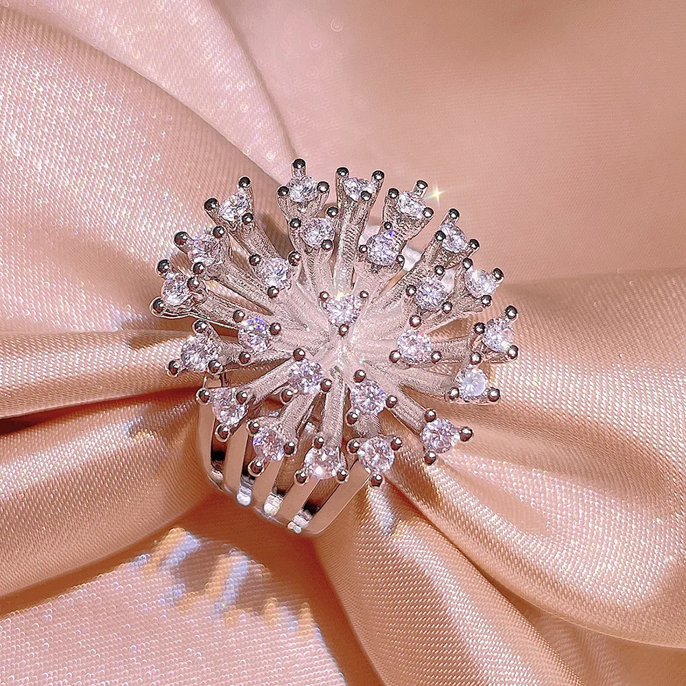 925 Stamp New Light Luxury Super Flash Zircon Hollow Snowflake Ring Female Party Birthday Jewelry Gift