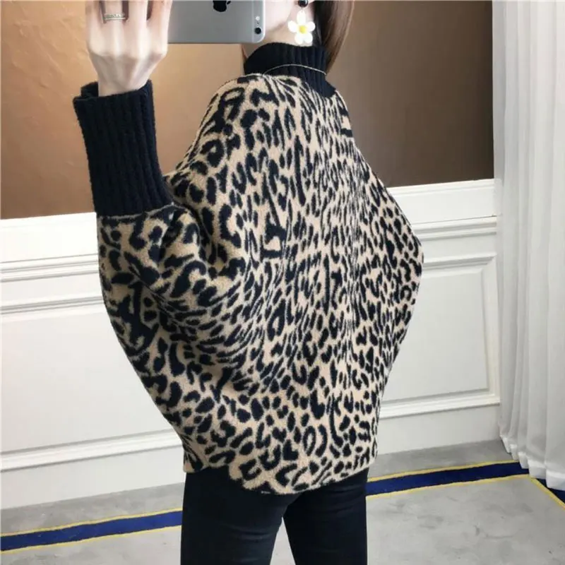 Women\'s Clothing Batwing Sleeve Leopard Sweaters Autumn Winter New Thick Half High Collar Spliced Loose Knitted Jumpers Female