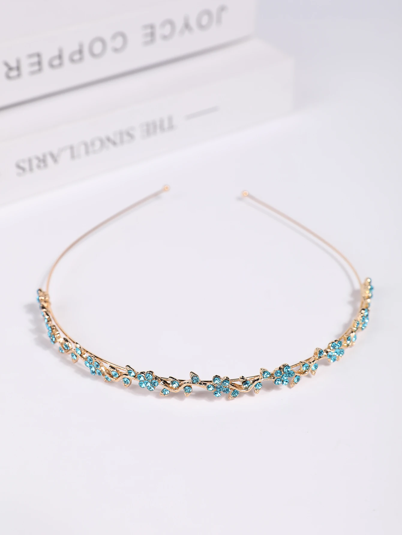 Persischer blauer exquisiter französischer Haarreifen, vielseitig zum Ausgehen, Perlen-Stirnband, ultraunsterblicher Stil, feiner Kopfbedeckung für Frauen – Detail 5