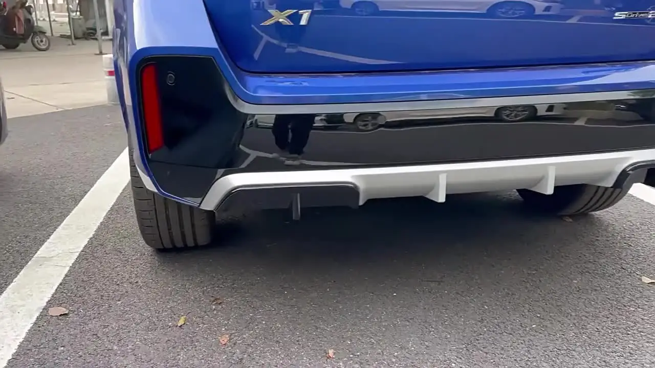 ZXYHBHD Compatible Avec BMW X1 U11 M Sport 2023+, Lèvre De Becquet De Pare-Chocs Avant, Séparateur De Kit De Carrosserie Inférieure De Voiture,Carbon Fiber Look