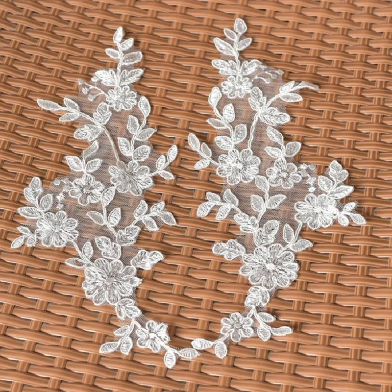 1Pair/2pcs Ivory White Embroidery Lace Flowers Applique Trim Veil DIY