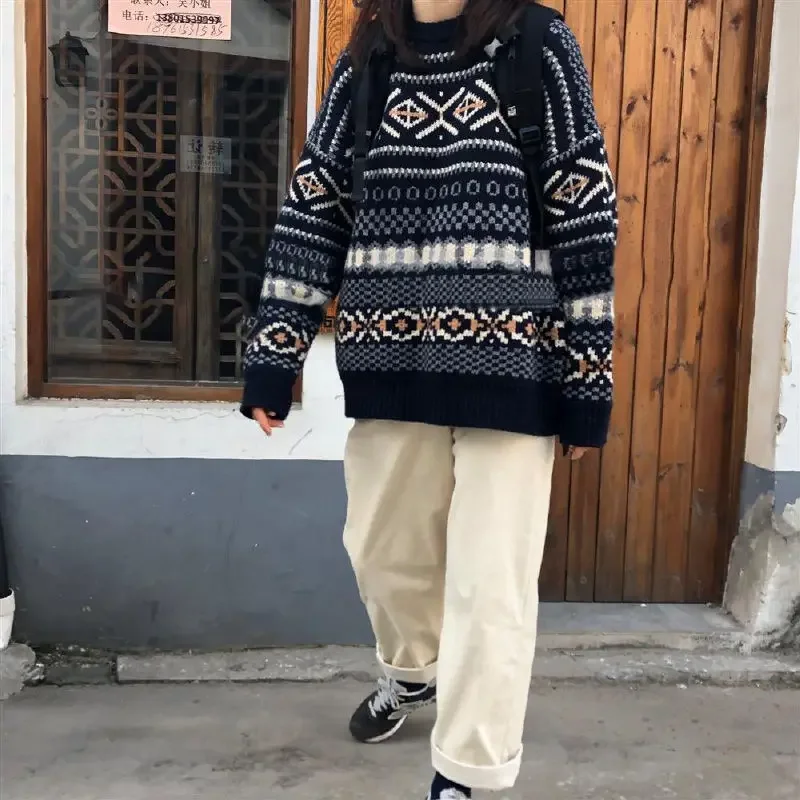 Рисунок 2 - Свитеры женские жаккардовые вязаные