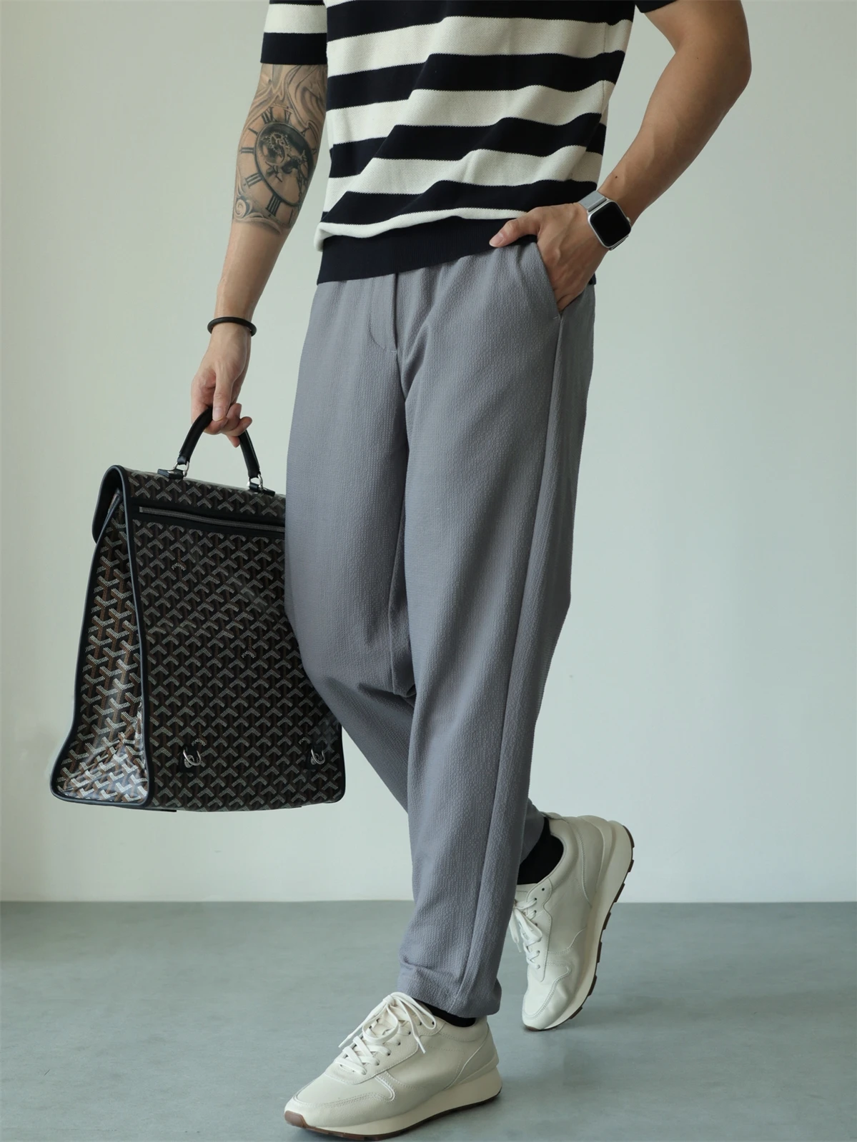 YUXIAN Cool And Wrinkle Resistant Tapered Cropped Pants With BuBBle Wrap