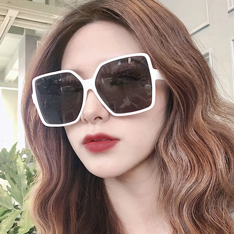 Sunglasses Image 3