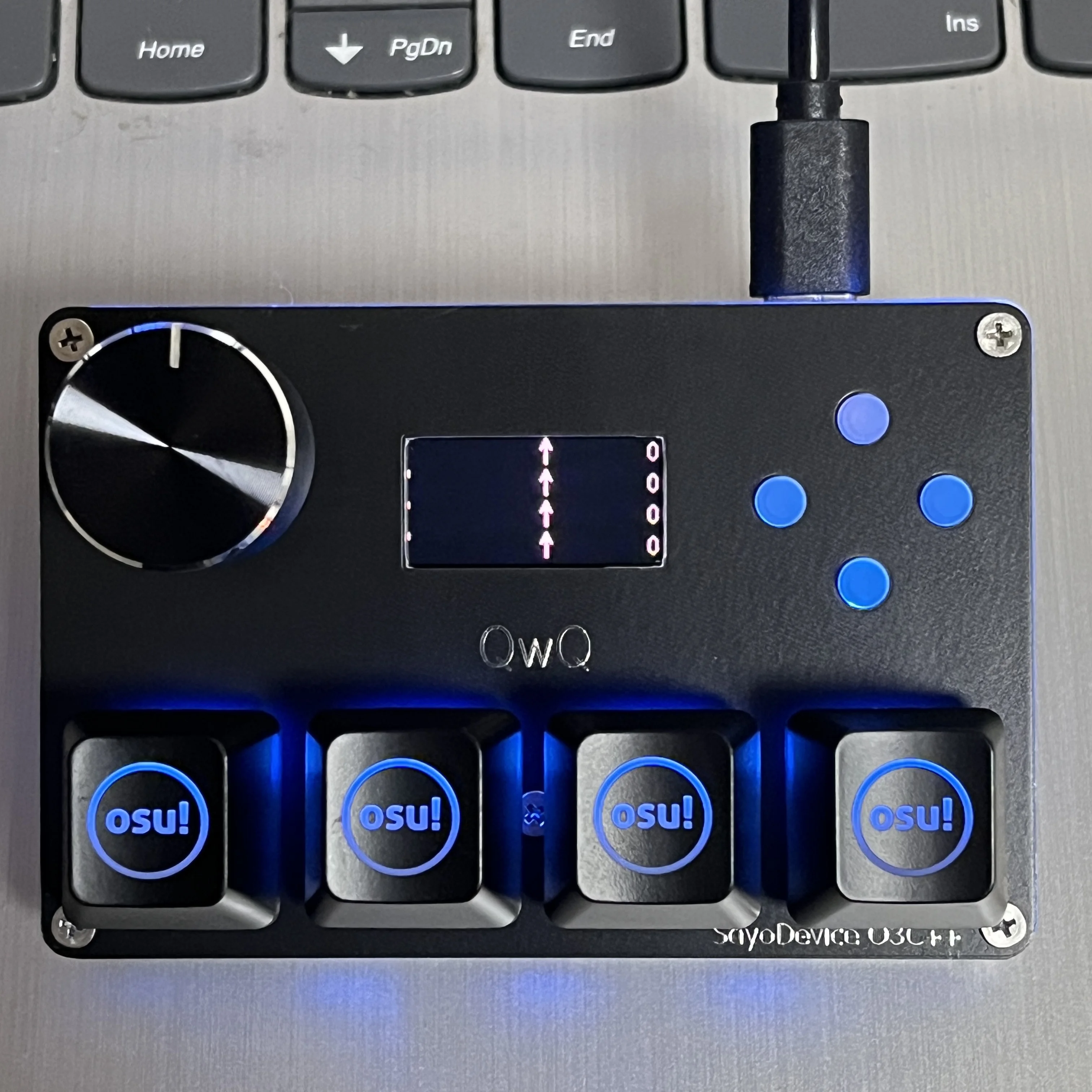 BTXETUEL SayoDevice O3C OSU Clavier à Déclenchement Rapide Commutateurs Linéaires Magnétiques Avec Bouton Et écran, Copier-coller, Shotcut, Macro Hotswap Mini Clavier (avec Touches OSU - Noir