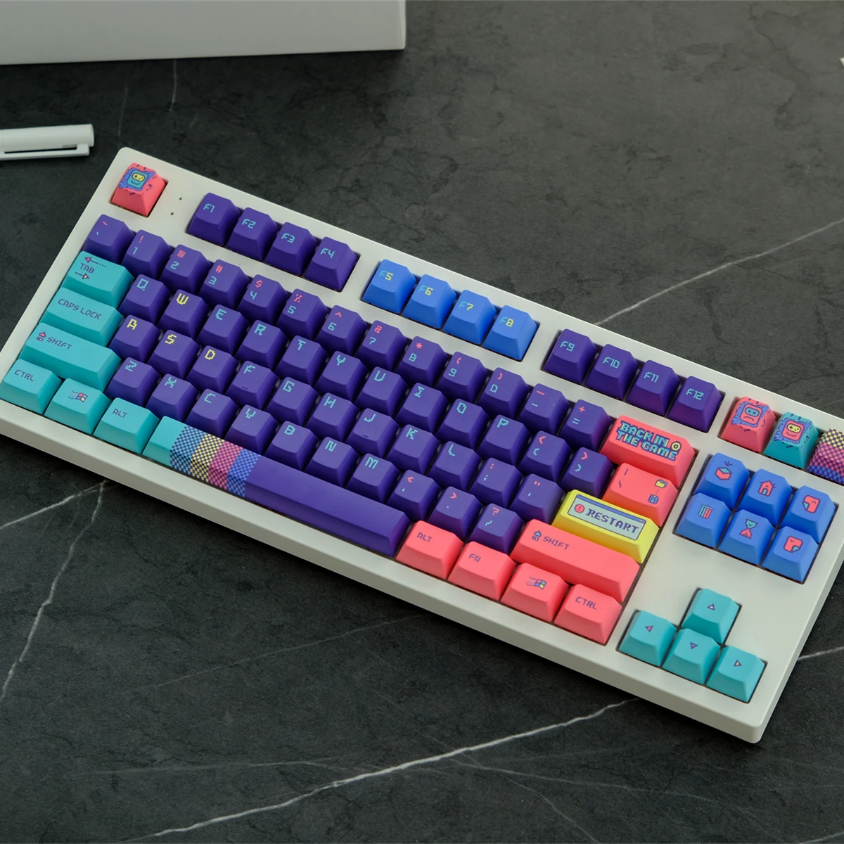 Chaves Gmk de Volta no Jogo Keycaps Cherry Perfil Pbt Tintura Sublimação Gameboy Keycap para mx Switch 61 64 68 75 87 104 980 129 - Imagem 2