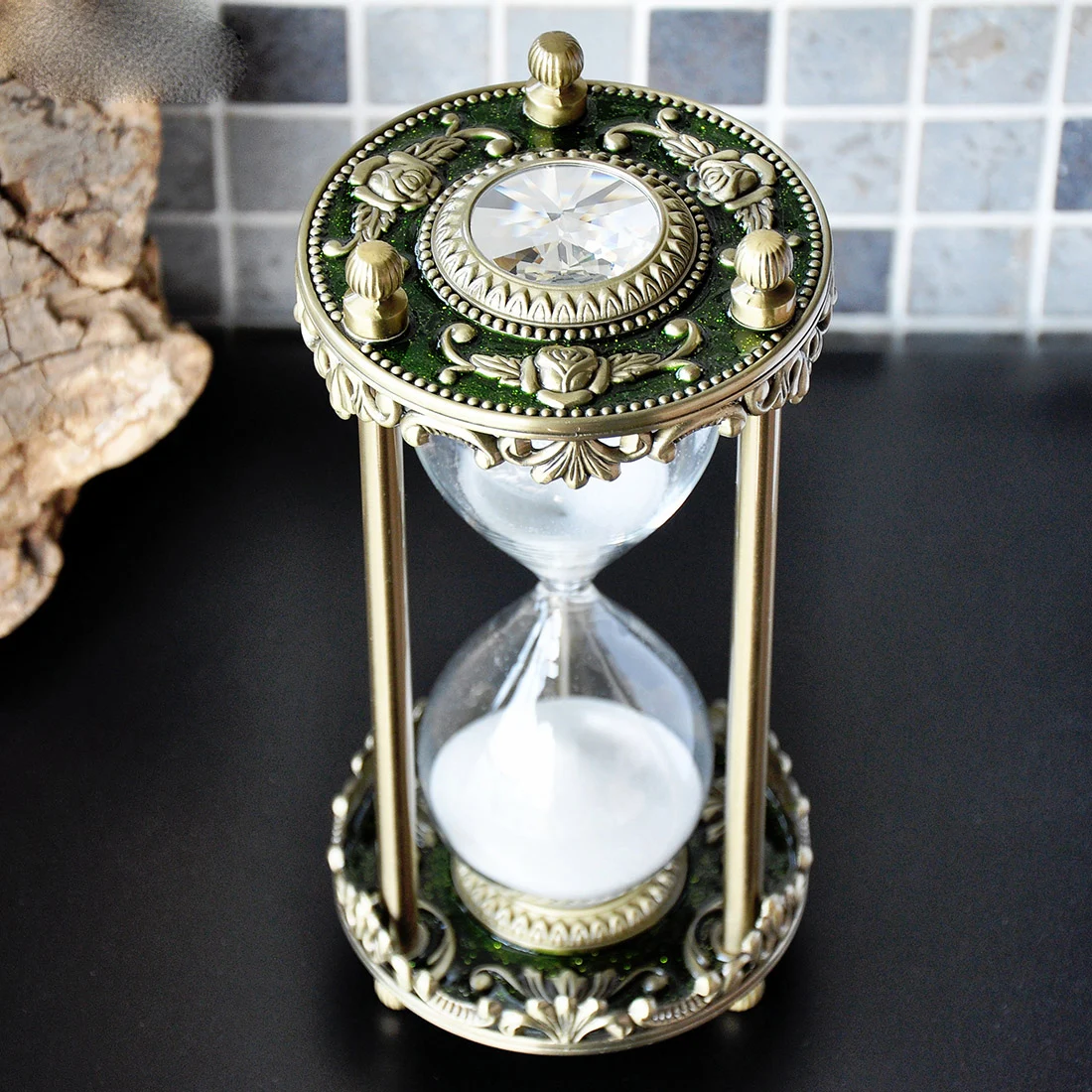 

Retro Metal 30 Minutes Hourglass Sandglass Sand Clock Timer Living Room Office Desktop Decoration Birthday Gift Ornament ZC683