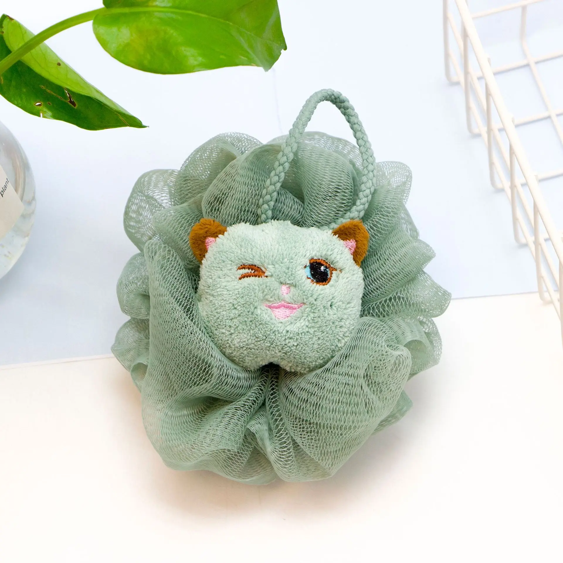 Bath Balls Exfoliating Cartoon Animal Head Facial Expression Pattern Bath Sponge Ball Wisp for Body Children&rsquo;s Toys for Bathing bath sponge ball