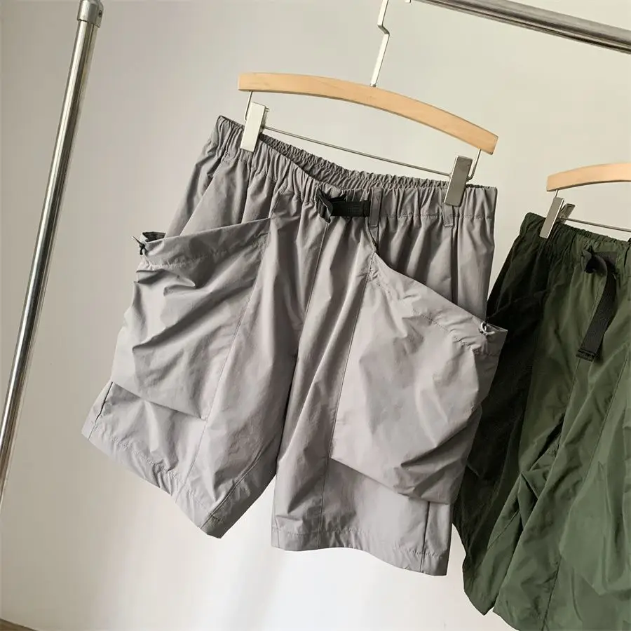 골드윈 26SS 루즈핏 아웃도어 카고 반바지 남녀공용 방수 립스탑 경량 멀티 포켓 5인치 하이킹 반바지