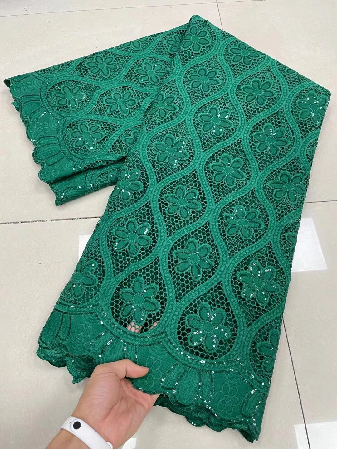 

2023 Latest High Quality African Nigerian Pure Tulle Damask Lace Fabric Embroidery Party Dress Sequins Cotton Cloth 5yards
