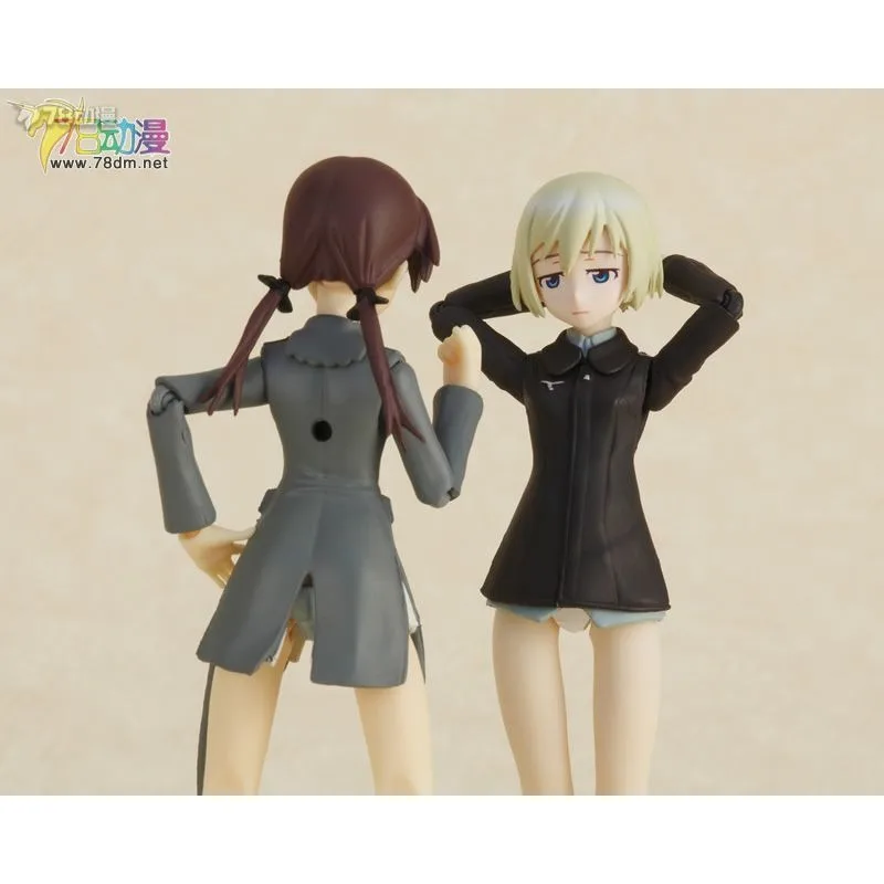 مجسم شخصية جيرترود باكهولون / إيريكا هارتمان