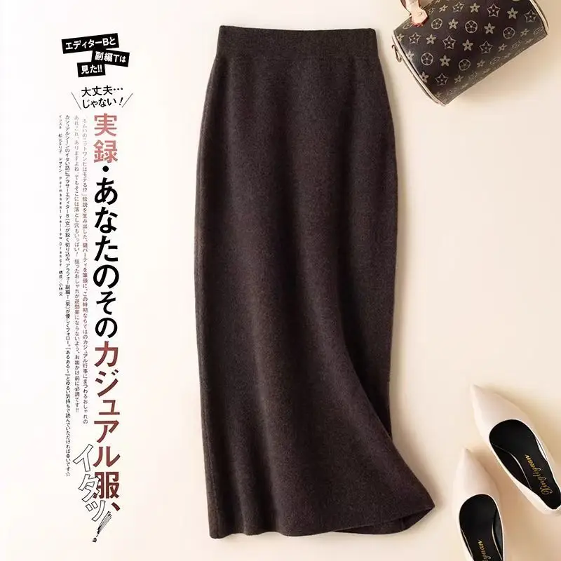 LTYQIN Women's Elegant A-Line Midi Skirt detail