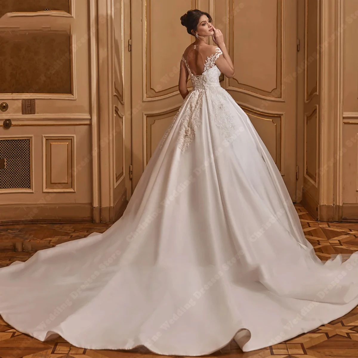 Elegant Sleeveless Wedding Dresses Sexy Backless Lace Appliques Bridal Gowns Sparkly Sequins Beading Vestido De Novia Customized 2
