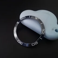 Sleek Black Blue Ceramic Bezel Insert with Green Luminous Accents - 40mm (Blue White)