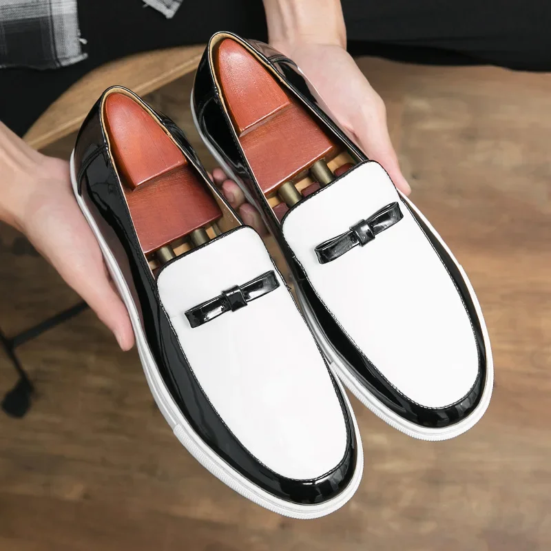 

British Business LeFu Casual Flat Bottom Slip-on Leather Shoes Large Size Fashion Black and White Walking Board Shoes PX054