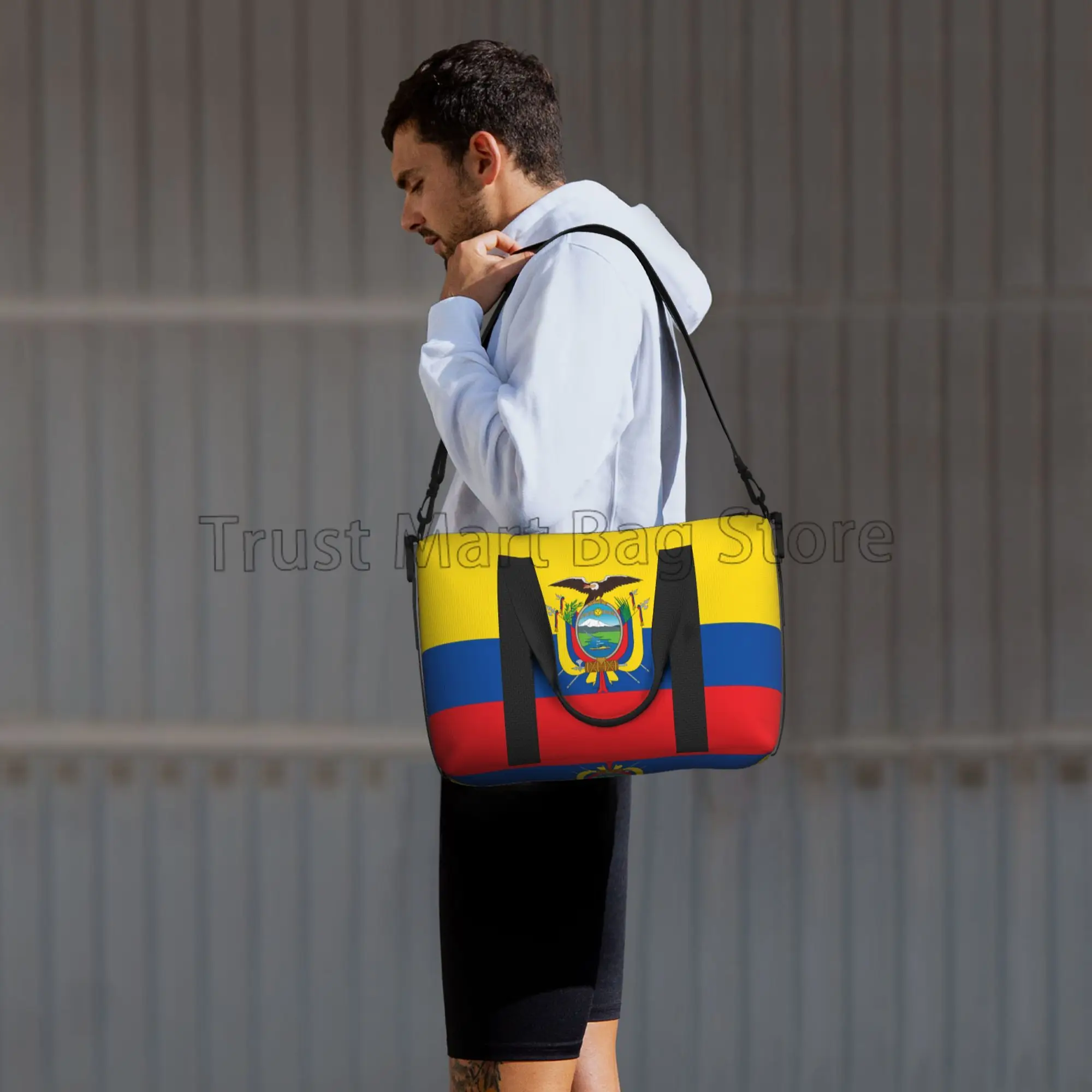 Ecuador Flag Travel Duffel Bags for Men Women Weekender Bag Carry on Overnight Bags Multipurpose Waterproof Sports Gym Yoga Bag