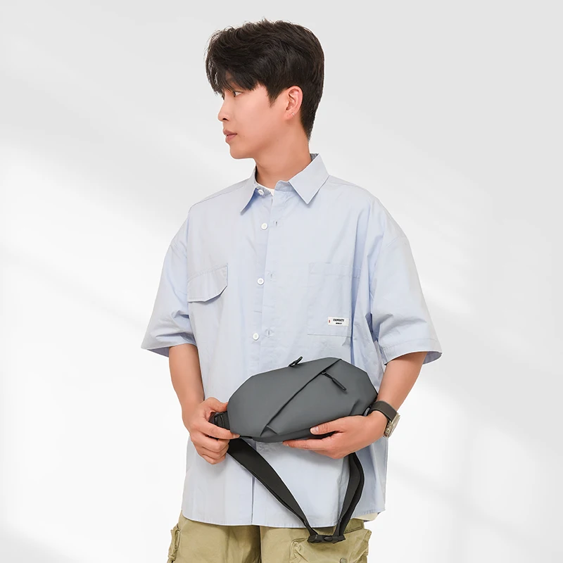 Unisex Waterproof Nylon Waist Pack image 11