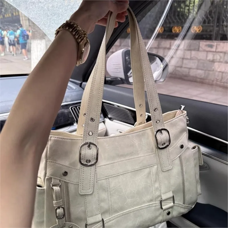 Hot Girl Vintage Studded Tote Bag Women Leather Textured Large Capacity Shoulder Bag Ladies Y2k Aesthetics Commute Crossbody Bag