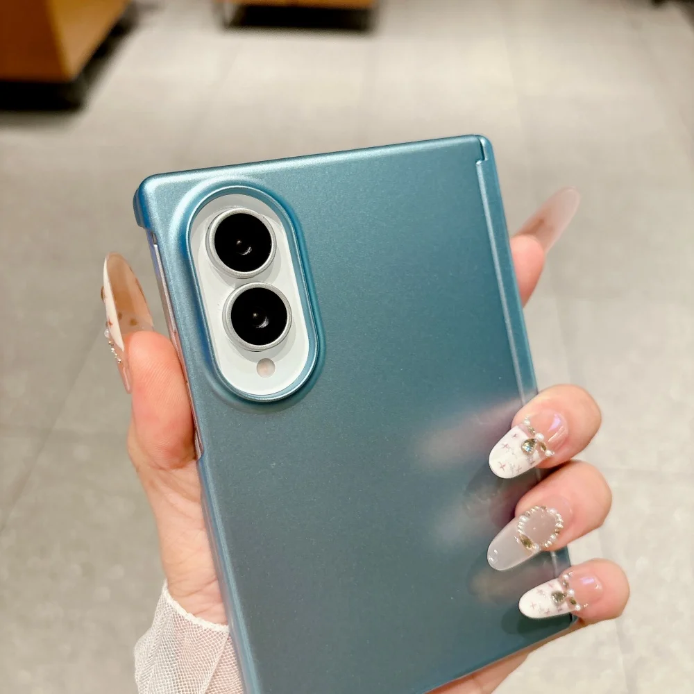 Metallic Paint Phone Case with Hinge Skin Feel and Dual-Axis Shockproof Bumper