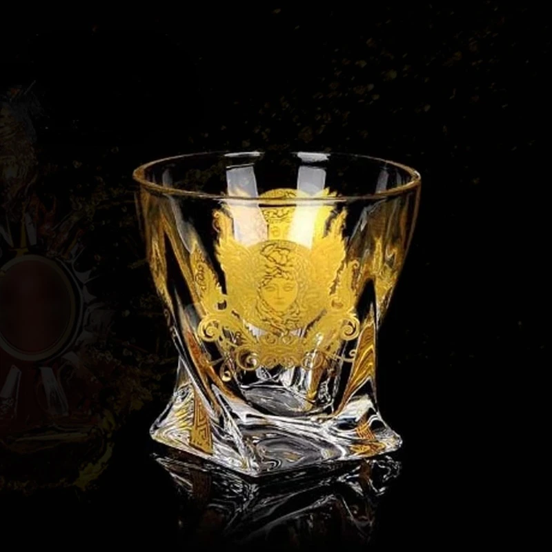 https://ae01.alicdn.com/kf/S298a60cff79041708538945d8b831276D/Crystal-glass-whiskey-glass-beer-glass-personalized-home-wine-glass-wine-glass-shot-glasses-set.jpg_960x960.jpg