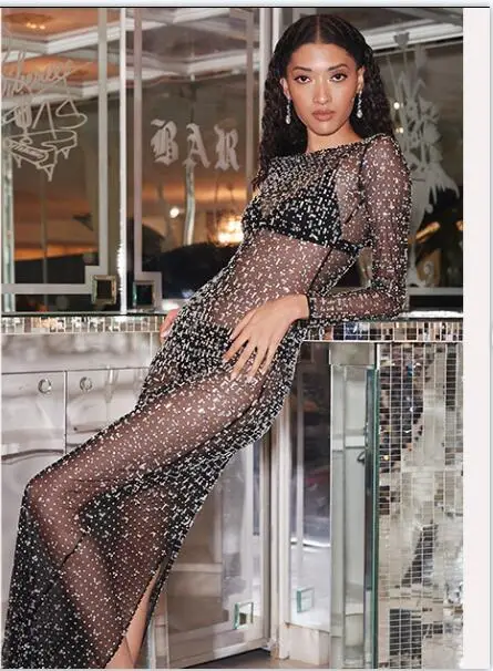 

2023 Luxury Designer Fashion Women Sexy See Through Party Dress Long Sleeve O Neck Crystal Beading Mesh Maxi Long Evening Dress
