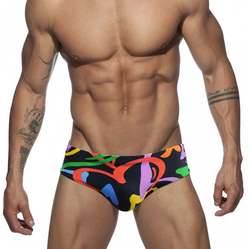 

Stylish Skinny High Elasticity Men Graffiti Heart Lines Print Surf Briefs Beachwear Swimming Briefs Surf Briefs