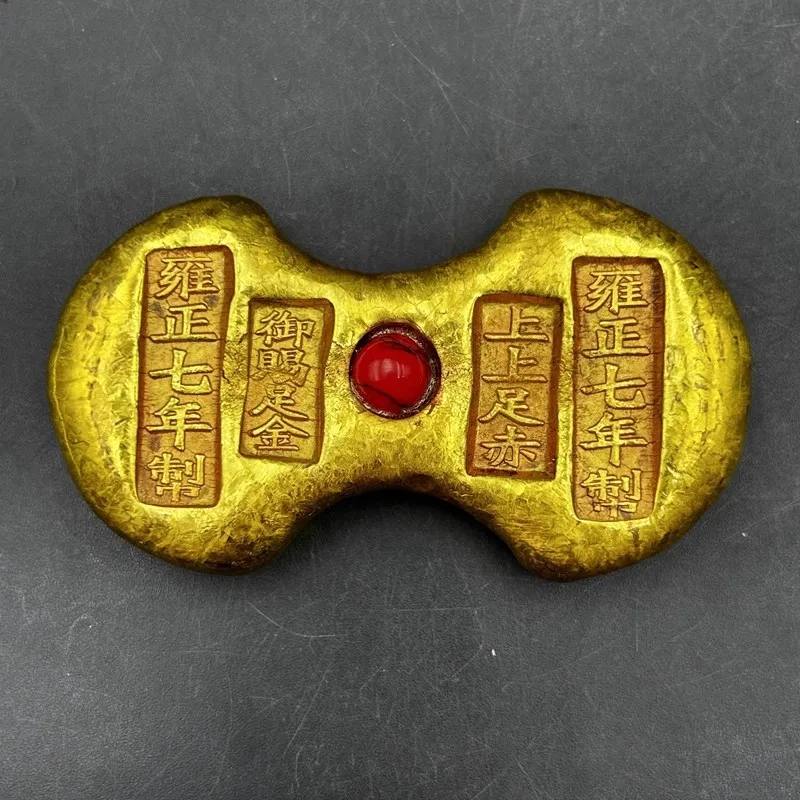 

Retro Gold Plated Qing Dynasty Yongzheng Inlaid Red Pine Stone Crown Gifted Gold Bar and Square Decoration Ornament