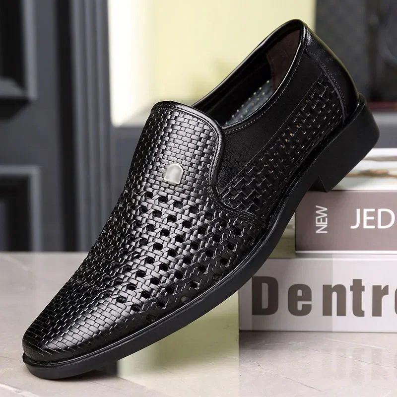 Leather Shoes Men's Leather Sandals Casual Soft Sole Breathable Business Low Heel Hollow Out Dress
