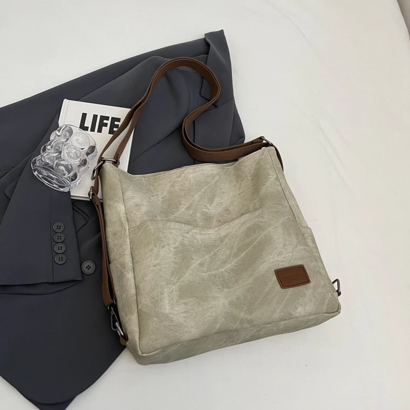 Leisure Large Capacity Mochila for Women's Commuting 2024 New Totebag Multi functional Integrated Backpack Water Bucket Bag