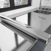 วอลเปเปอร์ติดด้วยตนเองสีเงินขัดเงาขนาด 40 ซม. ทนไฟและกันน้ําตู้เย็นที่ทันสมัยห้องนั่งเล่นเคาน์เตอร์ครัว 3