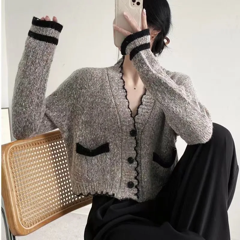 Women Autumn V Neck Long Sleeve Cropped Sweater