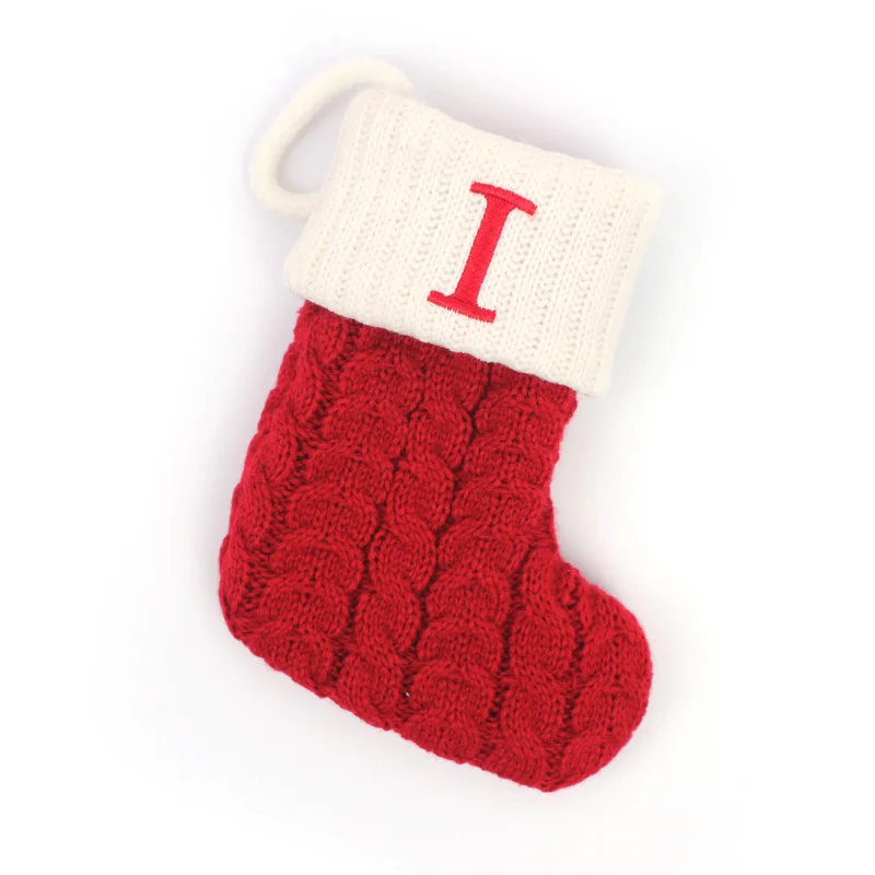 thumbnail image 1 of Medias navideñas con letras, nuevas decoraciones tejidas para el árbol de Navidad, colgantes para el hogar, regalo de Navidad, calcetines navideños con alfabeto de copos de nieve, 1 of 5