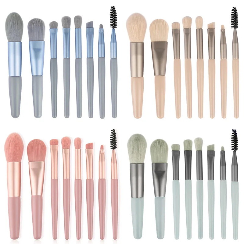 8-Piece Mini Travel Makeup Brushes Set 2