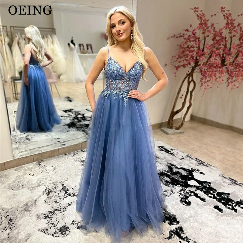 

OEING Dusty Blue Tulle Prom Dresses Sexy Spaghetti Strap Deep V Neck Appliques Lace Evening Gowns Elegant Wedding Party Dress