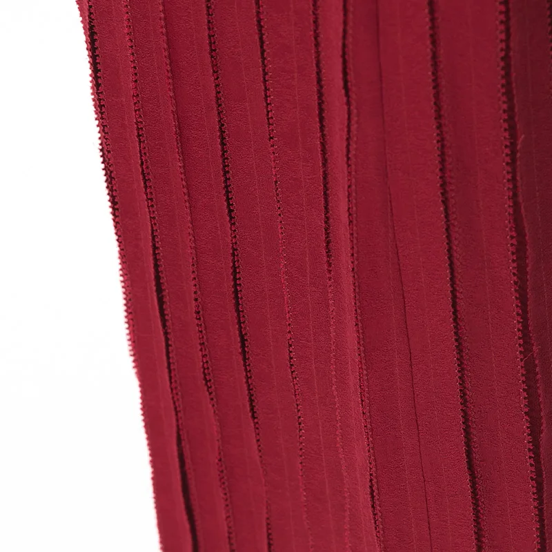 Рисунок 5 - Элегантная красная жаккардовая