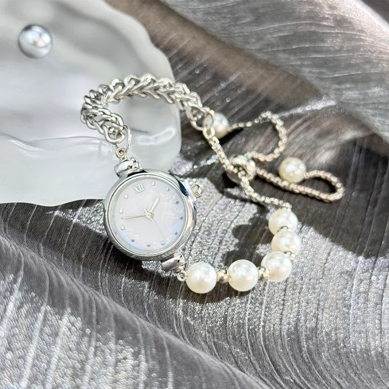 Elegant Pearls Bracelet Strap Women Wristwatch Vintage Small Dial Silver Color Ladies Quartz Watch Gifts