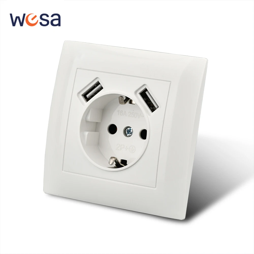 1 Socket and 2 USB