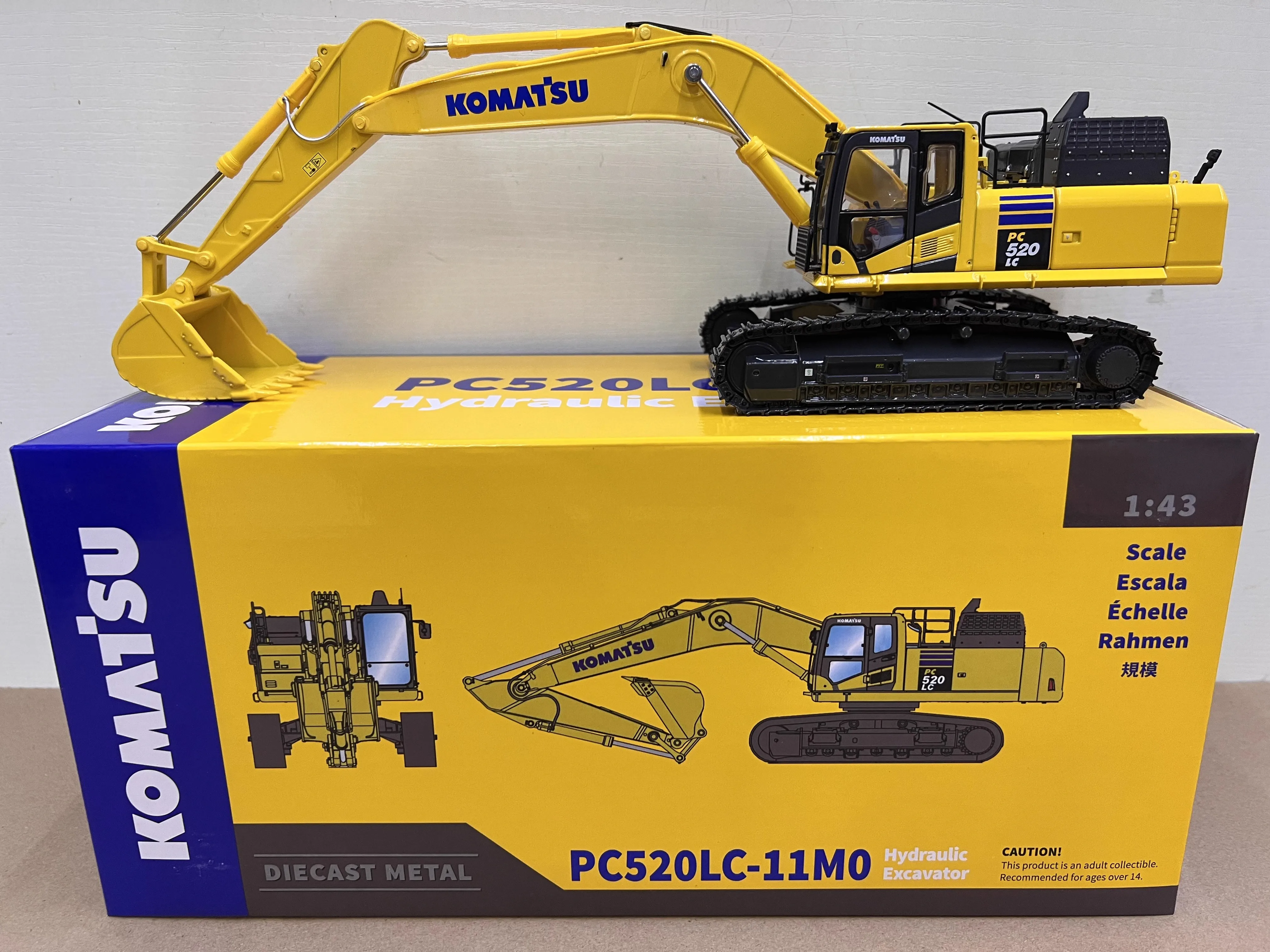 ミニカー 1/43 コマツ PC520LC-11M0 アタッチメント3個付き RARE! Komatsu PC520LC-11MO Hydraulic Excavator 1:43 DieCast