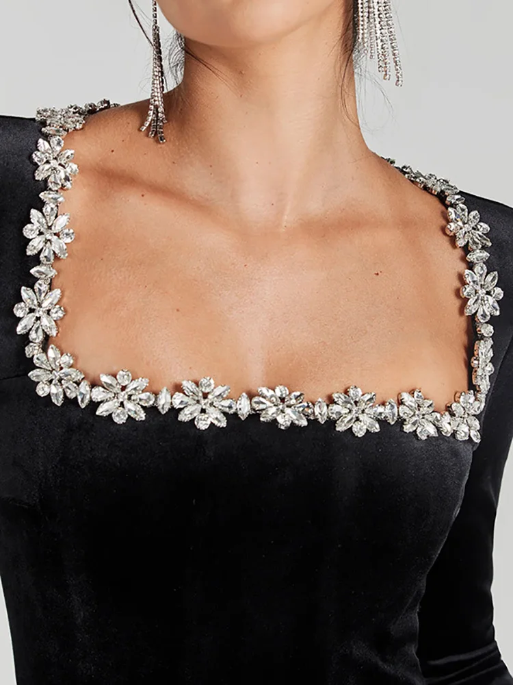 Women Spring Holiday Slim Fit Long Sleeve Velvet Jumpsuits Solid Square Collar Elegant Flare Pants Casual Ladies Playsuits 2025 2