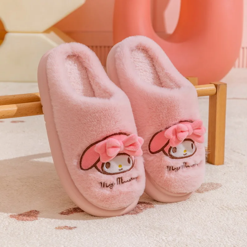 سليبر "سانريو كوزي" – نعومة فائقة وتصاميم الشخصيات...