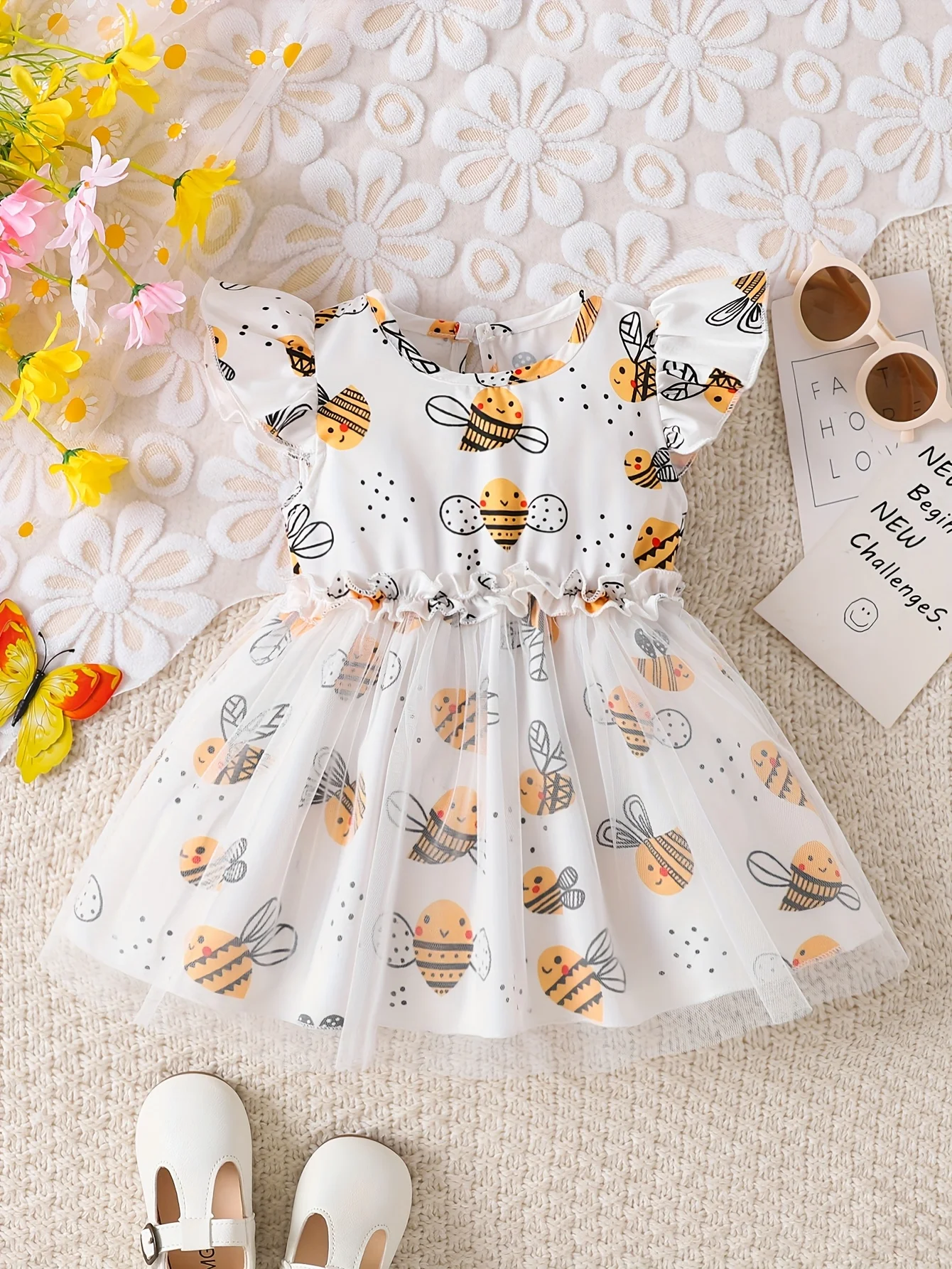 Single-Piece Baby Girl Casual Dress for Spring and Summer, Cute Style, Milk Silk, Fun Cartoon Bee Digital Print Pattern, Mesh Baby Girl Dress 1