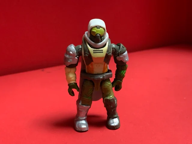 Mega Bloks Fate Genuine Bulk Doll Anime Cartoon Kids Assemble Building Blocks Soldier Decoration Model Boys Collectors Gifts Toy 6