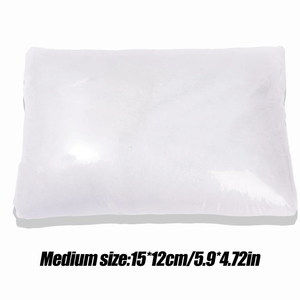 Artificial Fluffy Snow for Winter and Christmas Tree Decoration